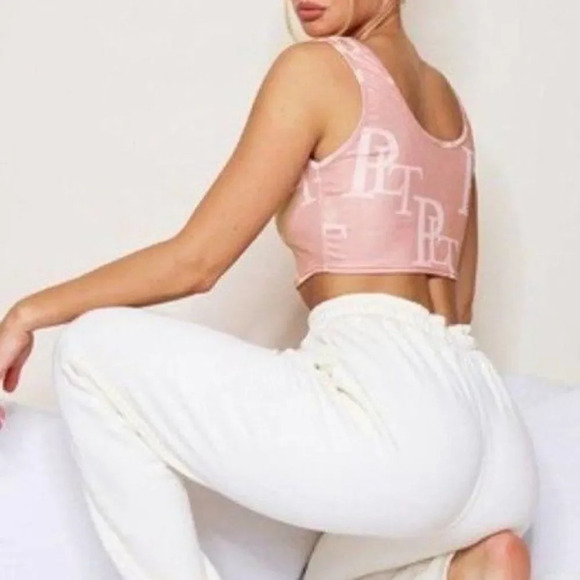 Pretty Little Thing | Pink‎ Monogram Cropped Top Size 4 - Picture 1 of 6